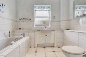 Photo 16- click for photo gallery